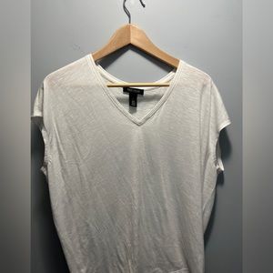 Women's White House Black Market Loose Fit V-Neck Shirt Sz. Medium